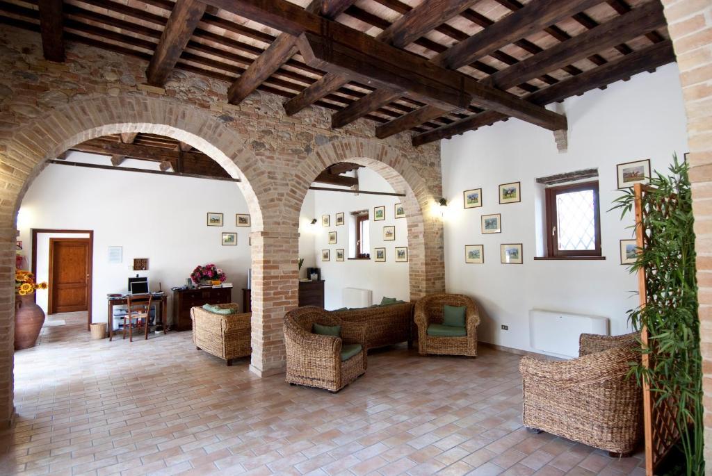 Agriturismo Villa Irelli Castellalto Exterior photo